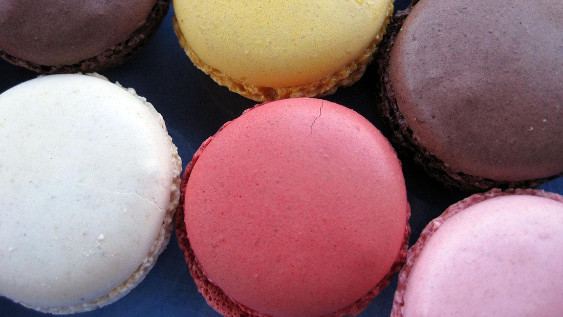 In Portland you can treat yourself to some free macarons while treating a good cause. Pastry shops will offer free macarons to anyone who donates a $2 minimum to Meals on Wheels. (Creative Commons Archive)