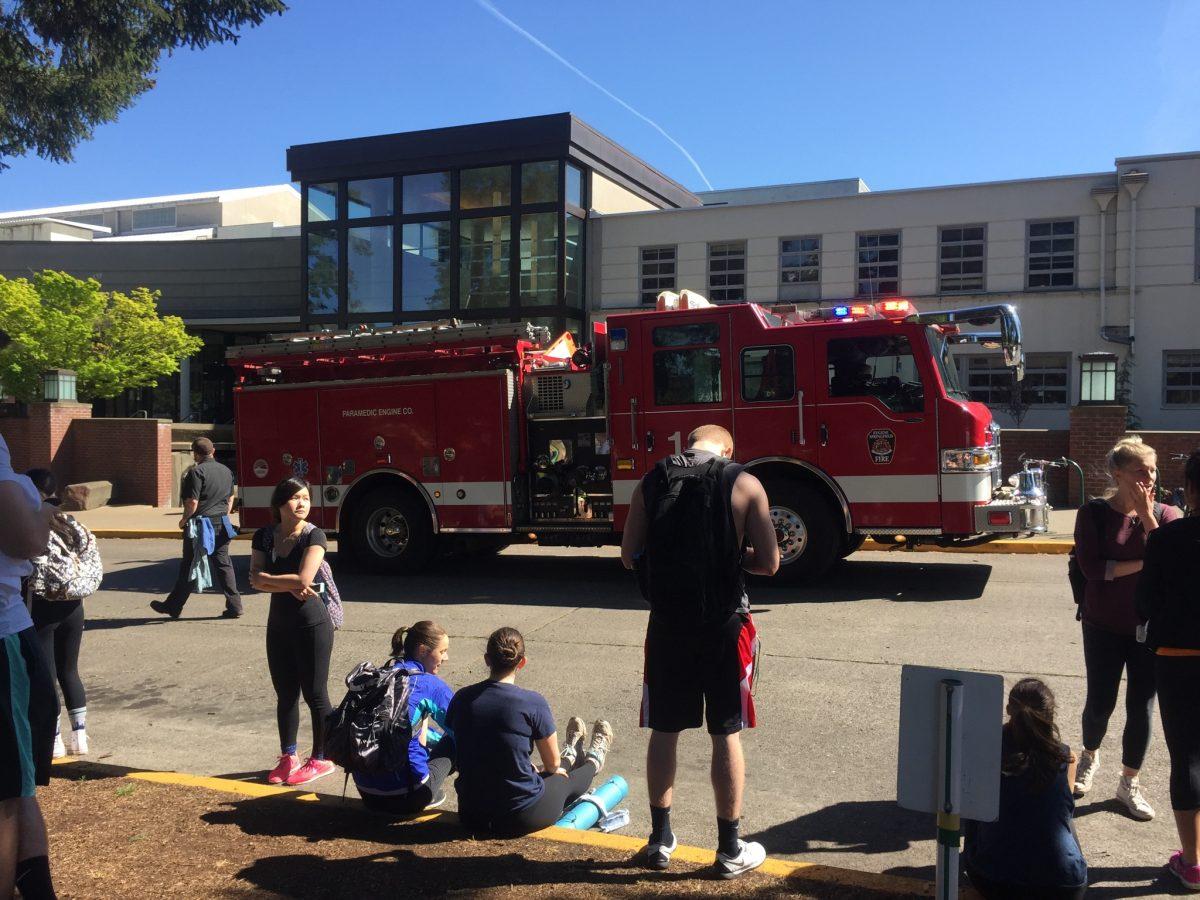 Tripped fire alarm forced students out of the Student Recreation Center temporarily Wednesday afternoon. (Alexandria Cremer/Emerald)