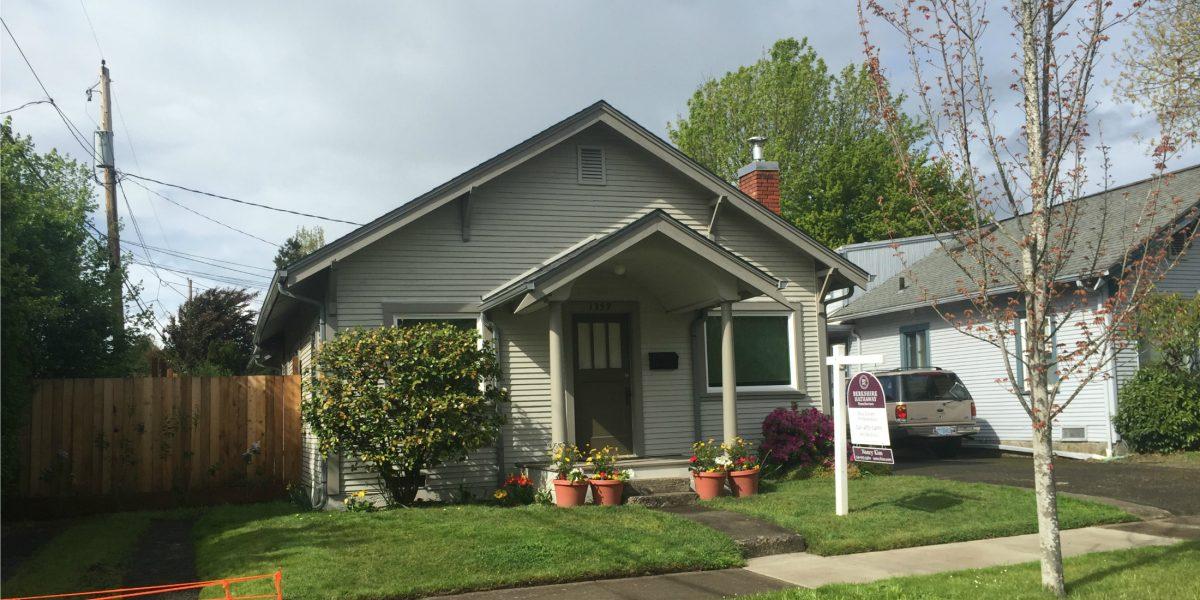 The house at 1359 E. 24th Ave. was listed at $250,000 on Zillow.com. That&#8217;s $14,000 shy of the ASUO&#8217;s total over-realized fund. (Eder Campuzano/Emerald)