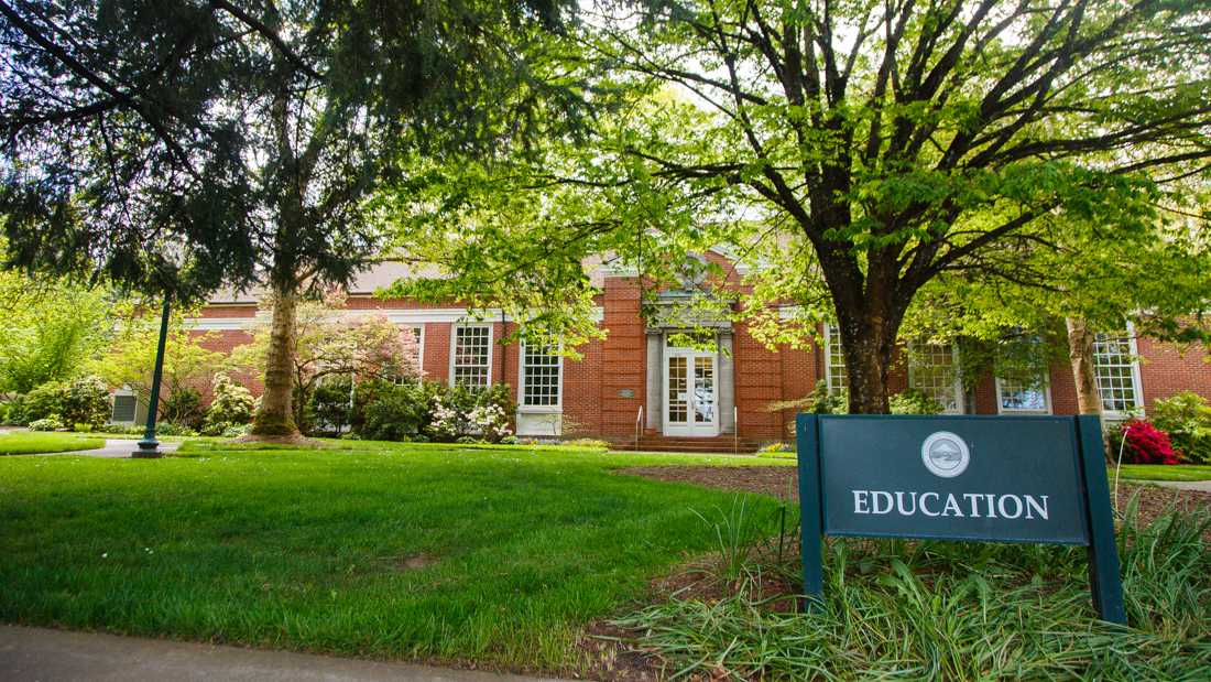 The Academic and Student Affairs Committee of the University of Oregon Board of Trustees will hold a meeting&#160;to address a&#160;continuing lack of diversity&#160;among UO faculty. Lack of diversity among UO faculty has become a more frequently referenced issue on campus, one often brought to the forefront of conversation throughout this &#8230;