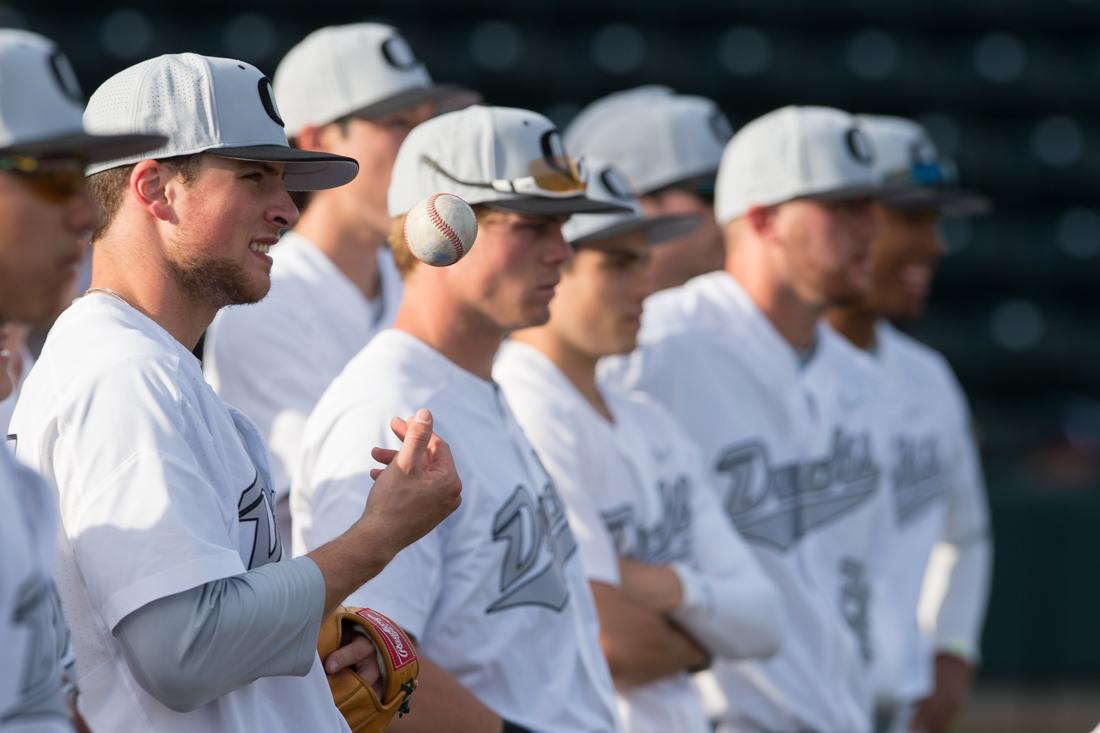 Oregon outfielder Jakob Goldfarb (23) tosses the ball in the air before the start of the game. The Oregon Ducks play the No. 9 Cal Golden Bears at PK Park in Eugene, Ore. on April 8, 2016. (Adam Eberhardt/Emerald)