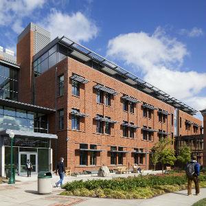 UO in pursuit for sustainable buildings