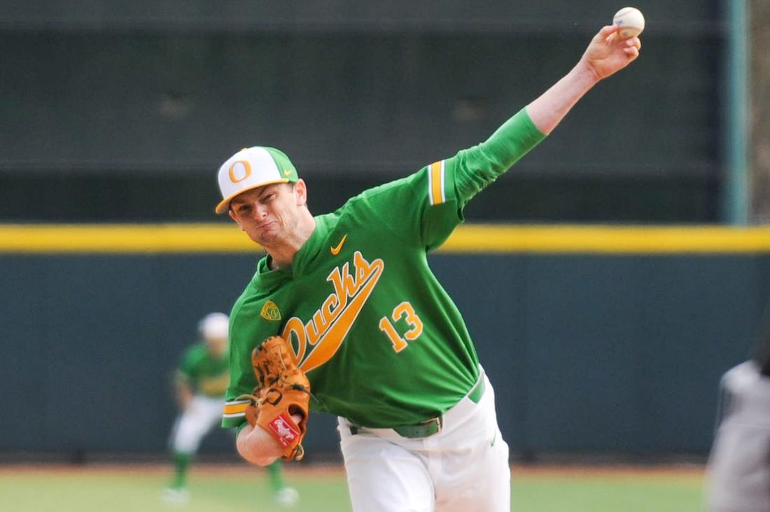 Oregon pitcher Matt Krook (13) throws the ball. The Oregon Ducks face the Utah Utes at PK Park in Eugene, Ore. on March 17, 2016. (Kaylee Domzalski/Emerald)