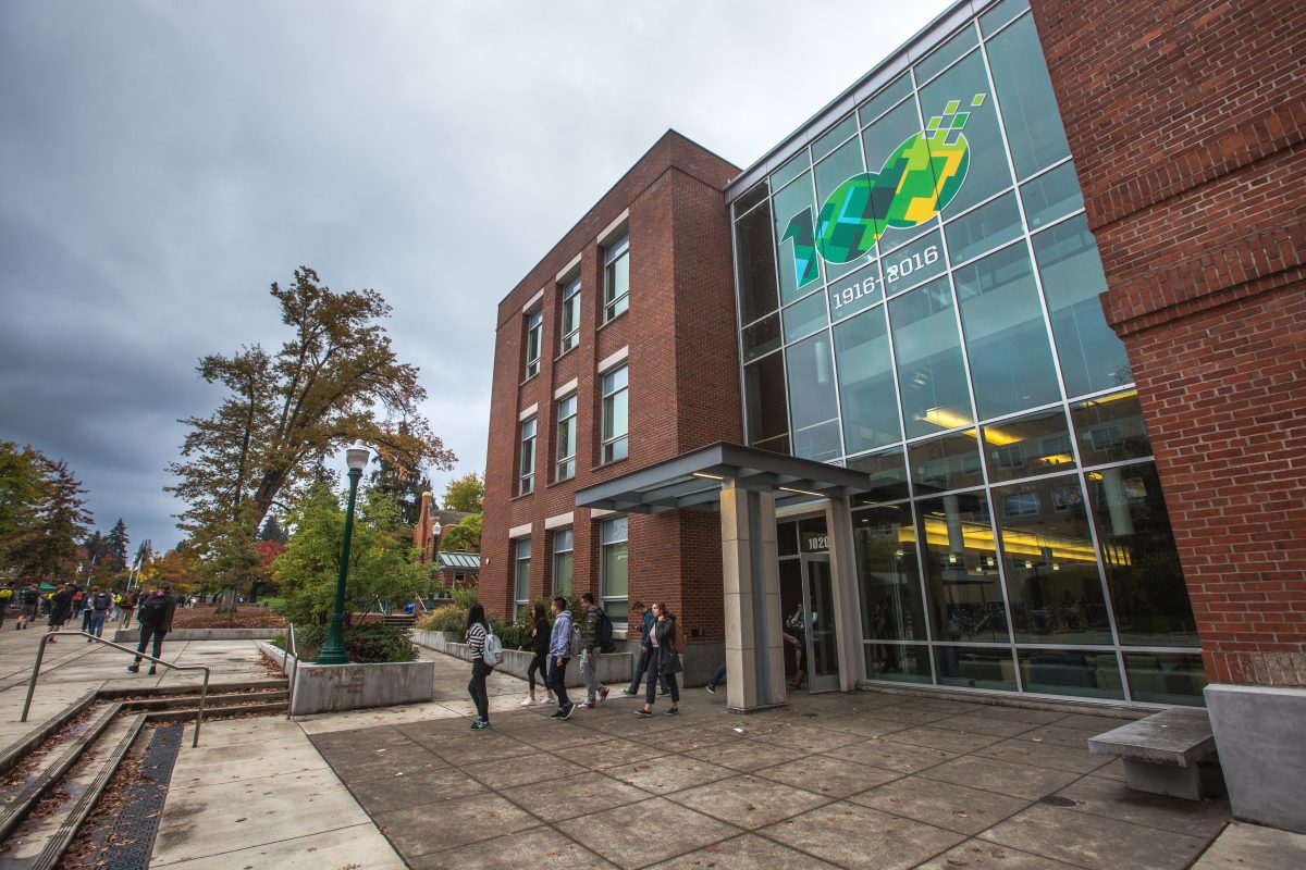 Outside the University of Oregon School of Journalism. (Emerald Archive)