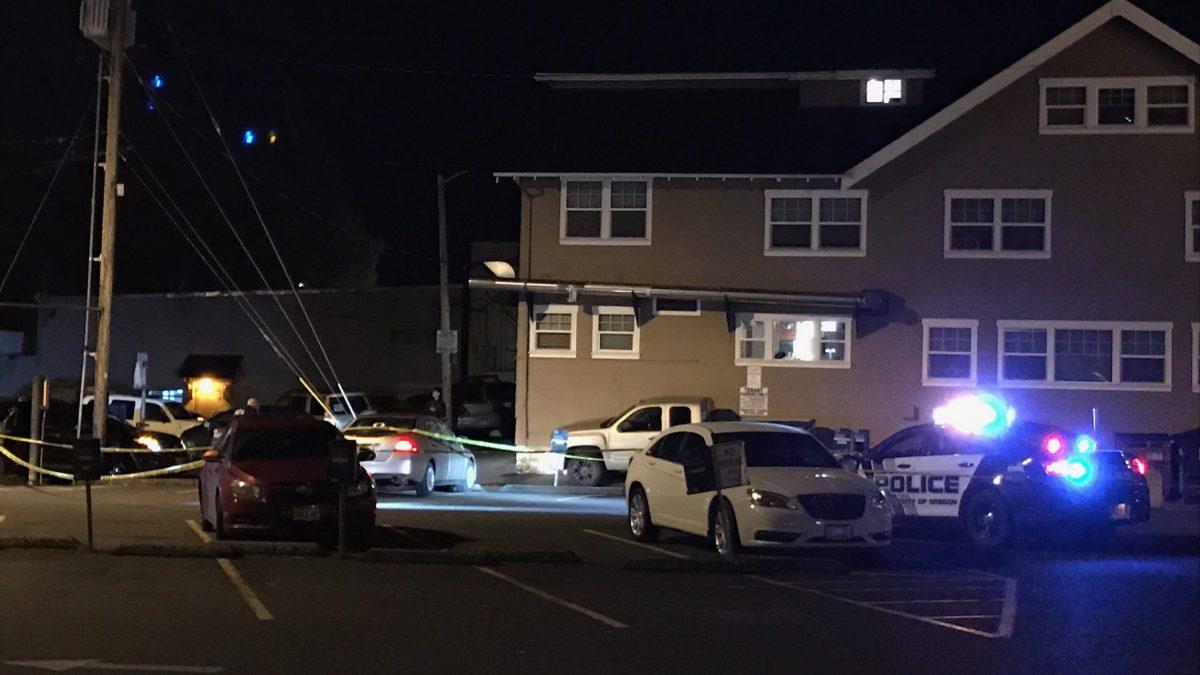 Police search parking lot 16 near the University of Oregon campus early Saturday morning. UO sent an alert about an armed suspect in the area. (Jonathan Hawthorne/Emerald)