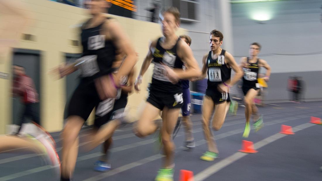 Oregon mid distance runner Mick Stanovsek rounds the curve in the 1000m prelim race. The Oregon Ducks participate in the UW Preview track meet hosted at the Dempsey Indoor Center in Seattle, Wash. on Saturday, Jan. 13, 2018. (Adam Eberhardt/Emerald)