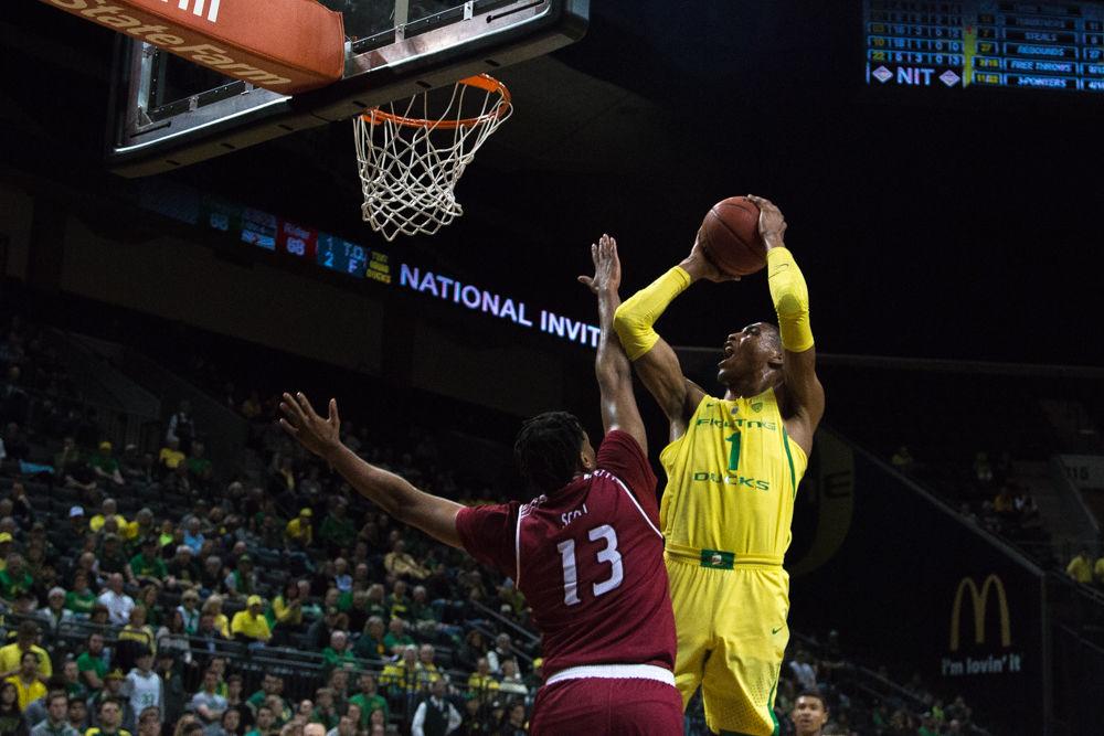 Minutes before tip of Oregon&#8217;s first-round NIT matchup with Rider, the Ducks emerged from their locker room in their fluorescent yellow jerseys to a half-hearted cheer from a maybe quarter-full Matthew Knight Arena. It&#8217;s a sight that Oregon has seen few times at home this season, and mainly for preseason &#8230;