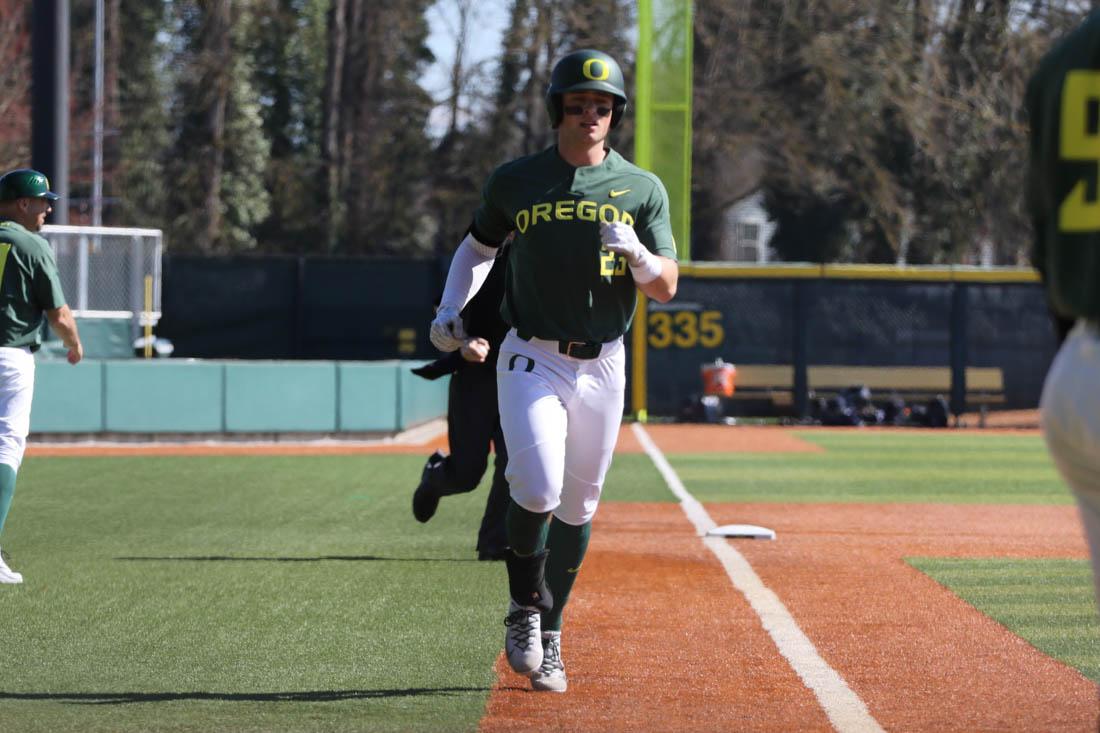 &#160;Oregon baseball was unable to complete the sweep of the California Golden Bears, losing 5-3 on Sunday. California held a comfortable lead for the majority of the game. After a single to open the top of the second inning, Jonah Davis hit an RBI-double. Then a single by Sam Wozniak &#8230;