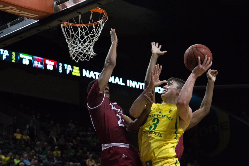 It was an ugly game. From turnovers to missed shots to in-and-out free throws, Oregon&#8217;s first-round NIT game against Rider wasn&#8217;t pretty. But after the team shot 33.3 percent in the first half, the Ducks guards stepped up and gave Oregon life. Sophomore Payton Pritchard went 7-of-12 for 23 points &#8230;