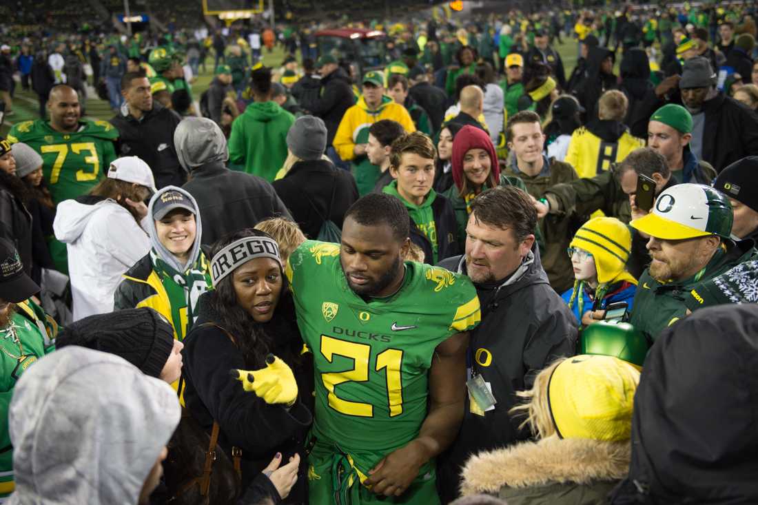 Oregon running back Royce Freeman was drafted in the third round, No. 71 overall, by the Denver Broncos on Friday at the 2018 NFL Draft. The former Duck finished his career as not only Oregon&#8217;s all-time rush-leader with 5,621 yards, but as the Pac-12 leader as well. Freeman leaves Eugene &#8230;