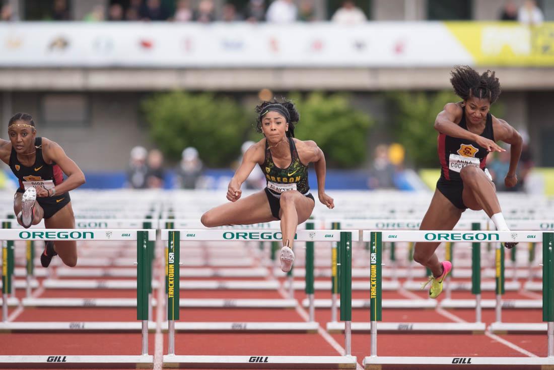 The Oregon track and field team once again split into two group this weekend, with distance runners and throwers competing in Corvallis, Oregon, while sprinters traveled to Tuscon, Arizona. With just two meets remaining until the Pac-12 Championships, head coach Robert Johnson wants runners to be locked into form. For &#8230;