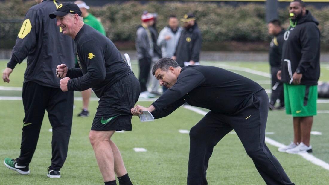 HOLLYWOOD, Calif. &#8212; When Willie Taggart left for Florida State, Oregon football players took a vote and decided they wanted offensive line and co-offensive coordinator Mario Cristobal to take over. They got their wish. &#8220;First time [Cristobal] came in the room, I could see the smile on everyone&#8217;s faces,&#8221; redshirt &#8230;