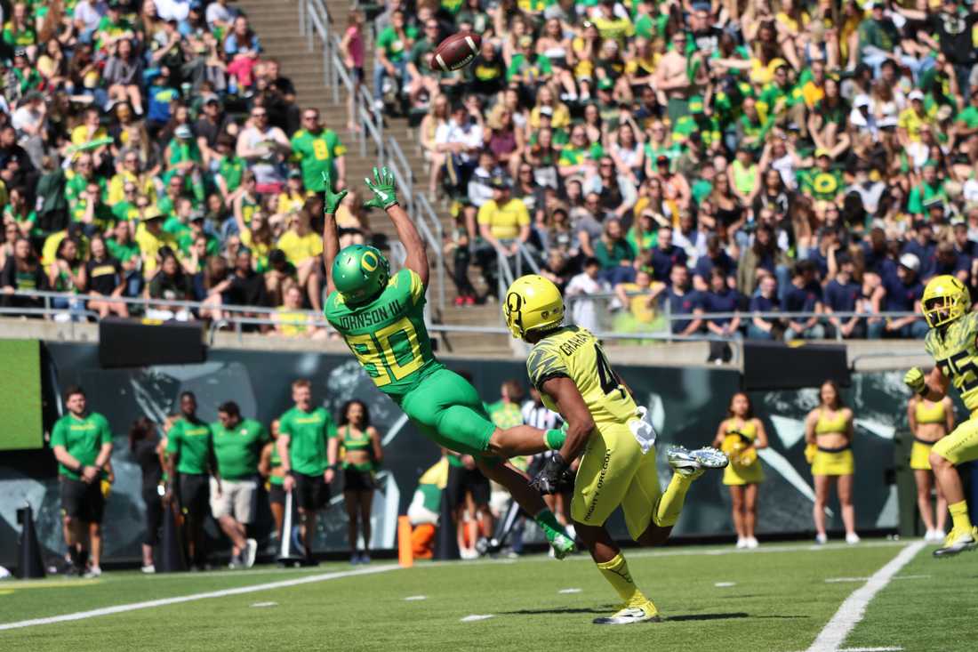 Oregon football opened fall training camp on Friday, competing in its first practice with a full roster under new head coach Mario Cristobal. Contact is limited &#8212; players can only compete in a helmet, jersey and shorts &#8212; but some players still performed above the rest. Cristobal named offensive lineman &#8230;