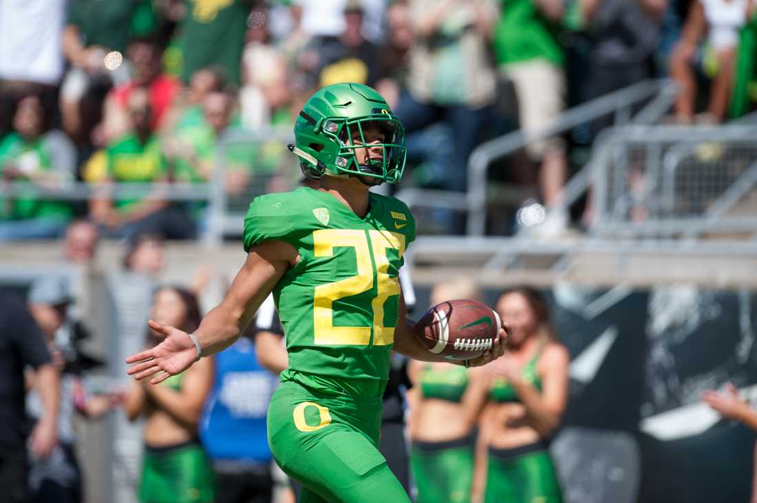 Here are the players to watch when No. 20 Oregon plays San Jose State on Saturday in Autzen Stadium. Josh Oliver / San Jos&#233; State TE #89 / Senior Oregon dominated Portland State 62-14 last week. But both of the opposing team&#8217;s touchdowns came from tight end Charlie Taumoepeau, including &#8230;