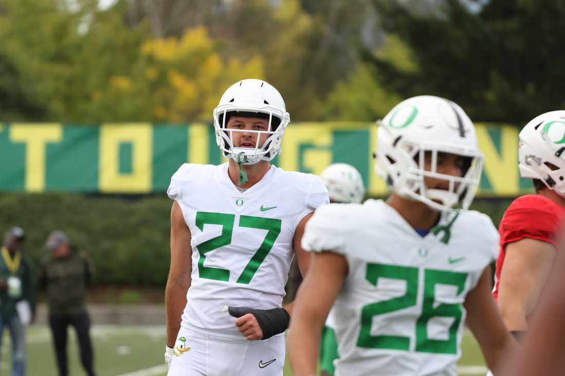 The Justin Herbert era started five weeks into the 2016 season with Oregon trailing Washington State 51-26. Although there wasn&#8217;t much to cheer about, the true freshman quarterback entered the game for his first collegiate action and by the end of his first drive, he flashed the skills of a &#8230;