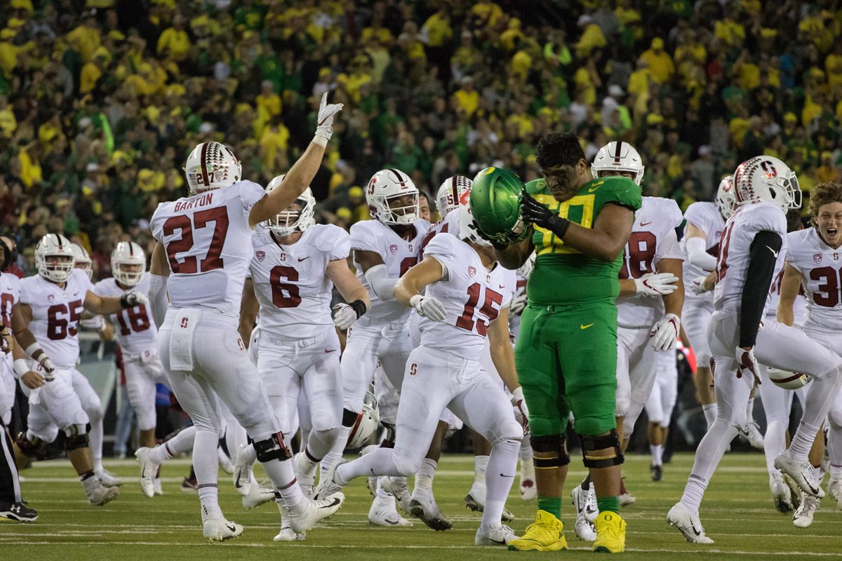 Stanford defeats the Ducks 38-31. Oregon Ducks Football takes on Stanford at Autzen Stadium on Sept. 22, 2018. (Devin Roux/Emerald)