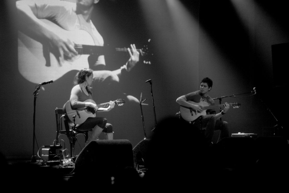 Rodrigo y Gabriela have been to Portland many times throughout their 15-plus years of activity, but it wasn&#8217;t until Wednesday night that they performed for Portland with the help of the Oregon Symphony. (Lennart Njio/Creative Commons)