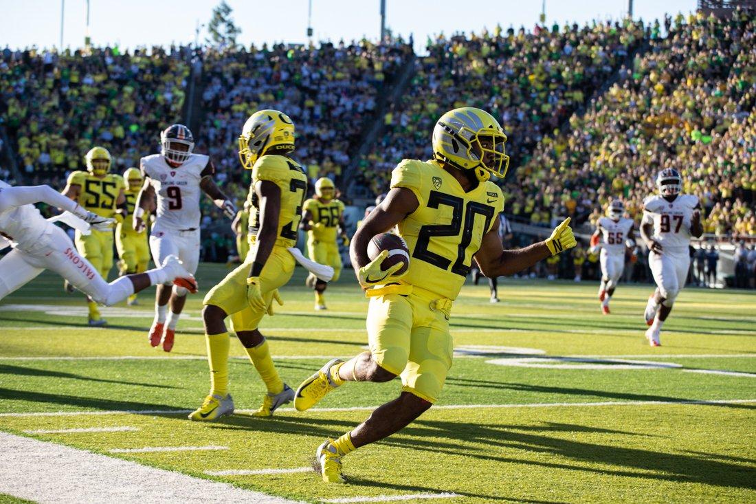 Last season, Oregon&#8217;s philosophy for rotating between three upperclassmen running backs was simple: Ride Royce Freeman. Freeman received 39 percent of all rushing attempts, 151 more touches than Tony Brooks-James, who finished second for the Ducks. But now Freeman is gone, and Brooks-James is the guy with, by far, the &#8230;