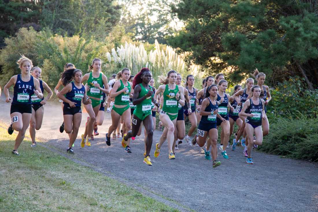 Oregon Ducks Cross Country started their season at Alton Baker Park on Sept. 6 2018. (Rylee Marron/Emerald)