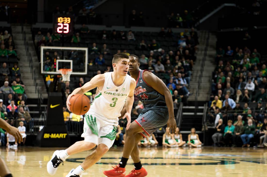 Payton Pritchard, #3 on the Oregon Ducks Basketball team makes it past the Eagles' defense. Oregon Ducks Men&#8217;s Basketball hosts Eastern Washington Eagles at Matt Knight Arena in Eugene Ore. on Nov. 09, 2018. (Madi Mather/Emerald)