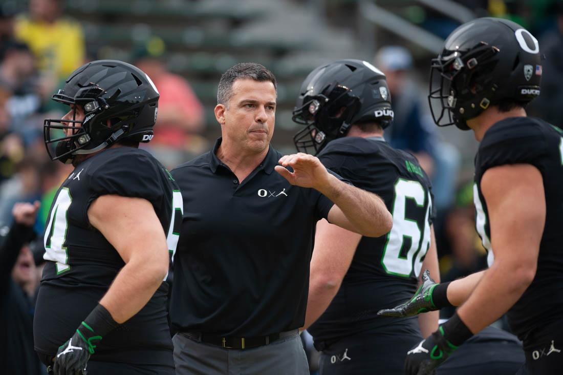 Head coach Mario Cristobal instructs players during the game against UCLA on Nov. 3, 2018.