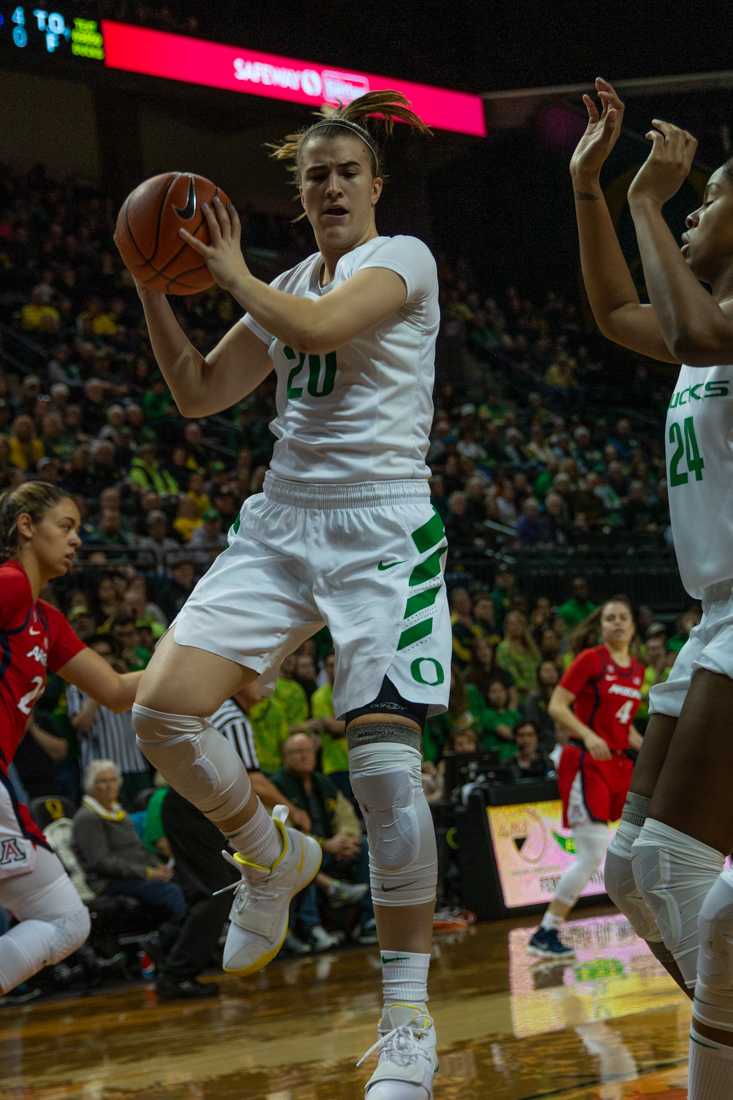 <p>Oregon Ducks guard Sabrina Ionescu (20) catches a pass. Oregon Ducks women’s basketball takes on University of Arizona at Matthew Knight Arena in Eugene, Ore. on Jan. 20, 2019. (Maddie Knight/Emerald)</p>