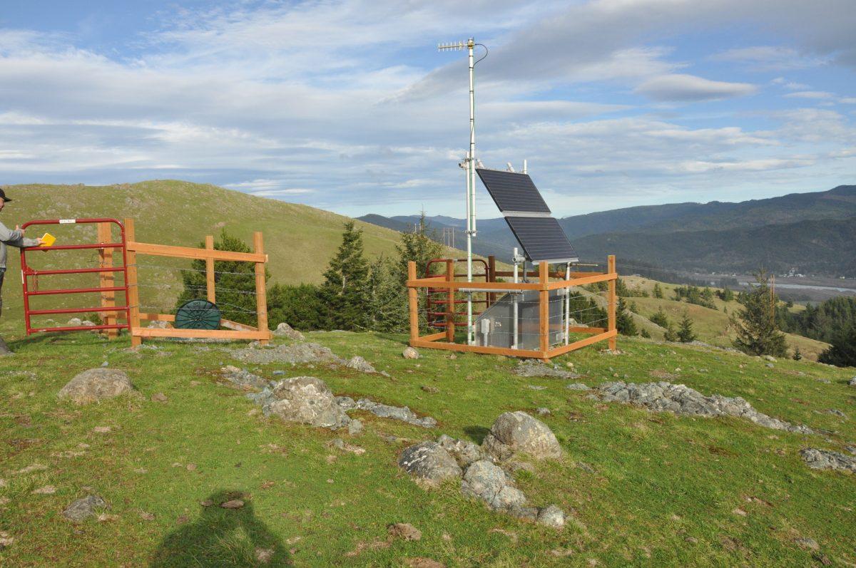 A ShakeAlert sensor, which relays data to a central computing station. (Photo courtesy of Oregon Hazards Lab)&#160;