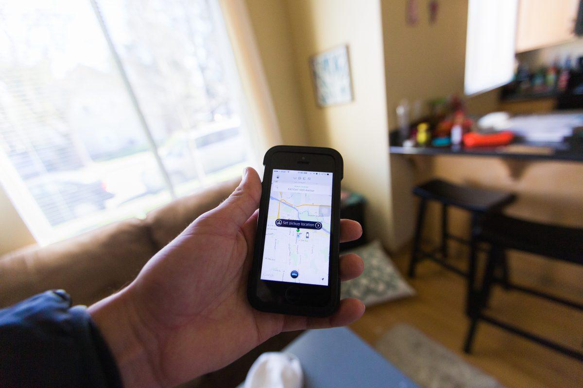 Rideshare apps Uber and Lyft provide jobs for students (Taylor Wilder/Emerald)