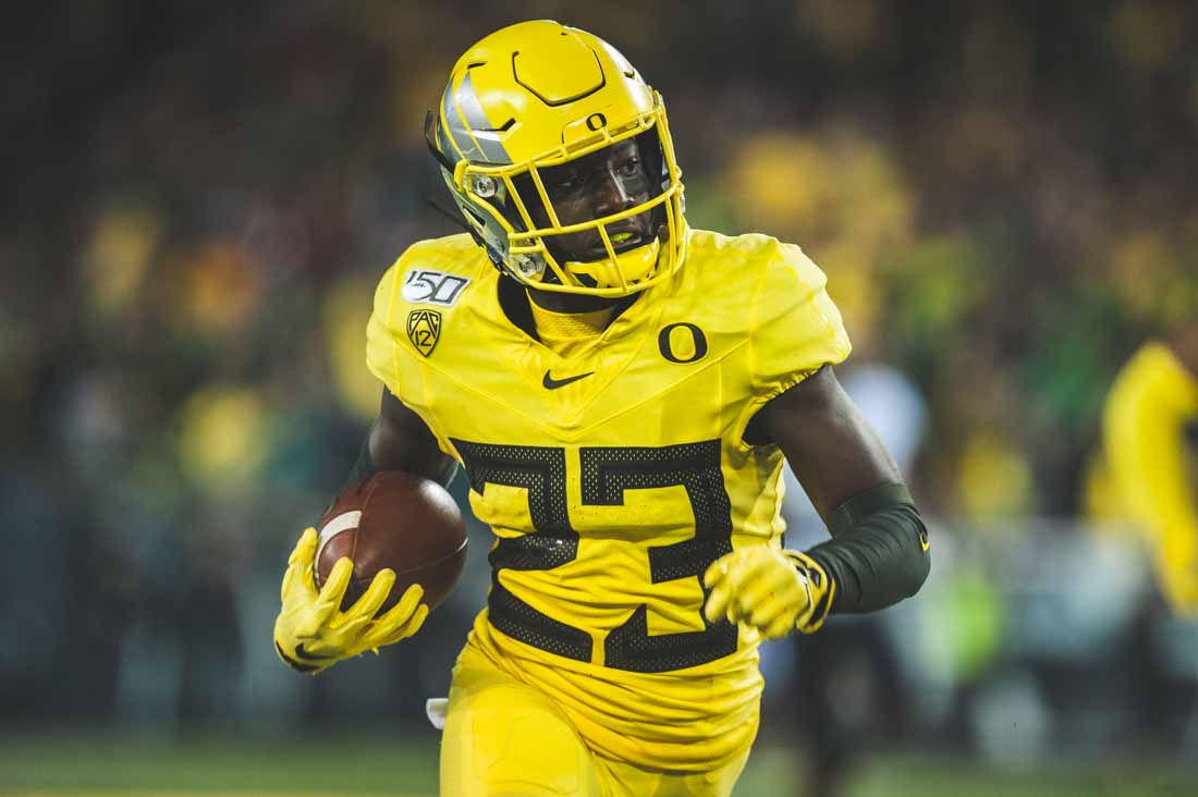 Ducks cornerback Verone McKinley III (23) returns the ball. Oregon Ducks Football takes on the Colorado Buffaloes at Autzen Stadium in Eugene, Ore. on Oct. 11, 2019. (DL Young/Emerald)