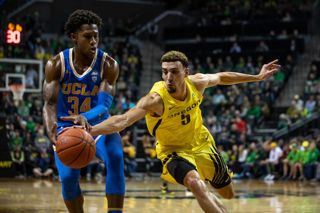 Ducks guard Chris Duarte (5) steals the ball from UCLA. Oregon Ducks men&#8217;s basketball takes on the UCLA Bruins at Matthew Knight Arena in Eugene, Ore. on Jan. 26, 2020. (Maddie Knight/Emerald)