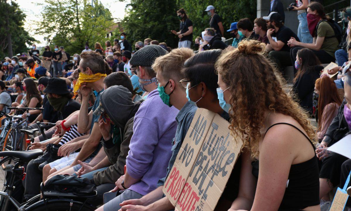 Protesters gather at the Wayne L. Morse Federal Courthouse in Eugene to hear Black, Indigenous and People of Color speak about racism and police brutality on June 4, 2020, the seventh day of demonstrations. (Melodie Moore/Emerald)