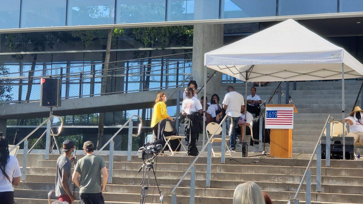 <p>Eugene Mayor Lucy Vinis attended ADOS's protest outside the Wayne Morse Federal Courthouse on August 3. (James Croxton/Daily Emerald)</p>