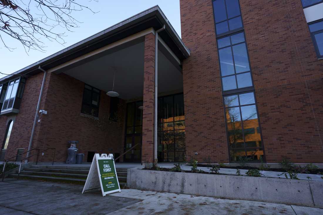 Students at the University of Oregon can schedule appointments with the Health Center located on 13th Ave. and Agate St. on campus. The Health Center offers services from primary care, psychiatric and counseling. (Kevin Wang/ Daily Emerald)