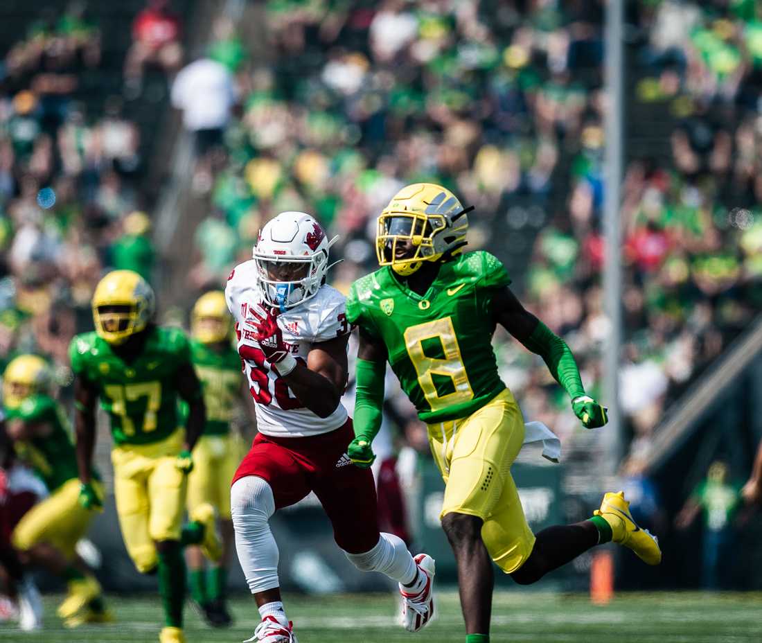 <p>Oregon cornerback Dontae Manning (8) flies down the field with a Fresno State player trailing him. The Oregon Ducks host Fresno State on September 4th, 2021, for game one of the 2021 season.</p>