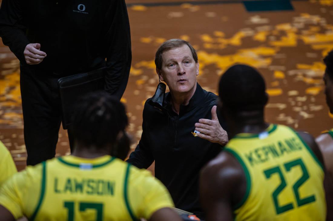 Head Coach Dana Altman talks to the team during a time out. Oregon Ducks take on Washington State Cougars at Matthew Knight Arena in Eugene, Ore., on Feb. 4, 2021&#160;(Maddie Stellingwerf/Emerald)