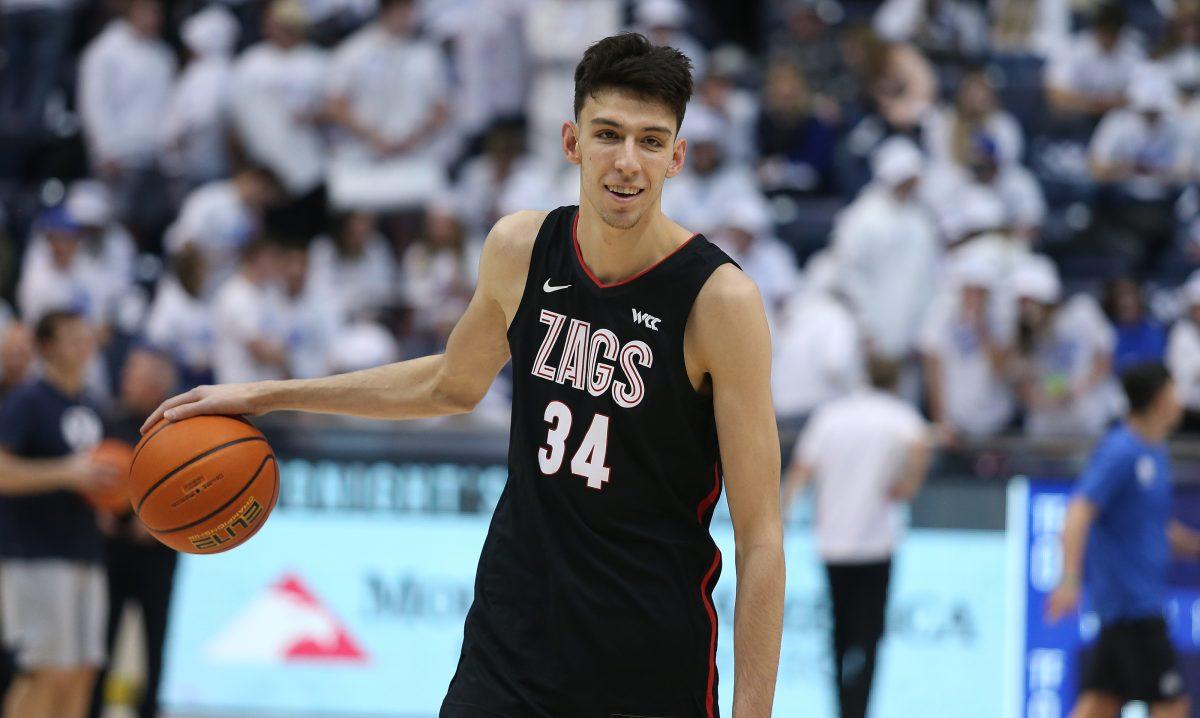 PROVO, UT - FEBRUARY 5: Chet Holmgren #34 of the Gonzaga Bulldogs warms up before their game against the BYU Cougars February 5, 2022 at the Marriott Center in Provo, Utah. (Photo by Chris Gardner/Getty Images)