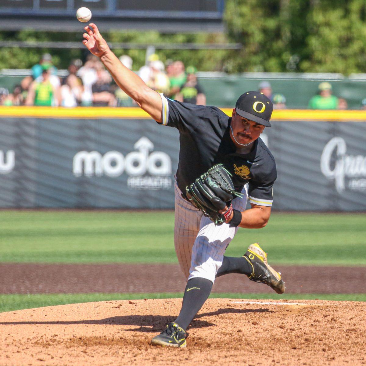 Logan Mercado (20) pitches 3 innings, allowing 1 run. Oral Roberts punches their ticket to the College World Series by defeating the Oregon Baseball team in Game 3 of Super Regionals on June 11th at PK Park. (Kai Kanzer/Emerald)