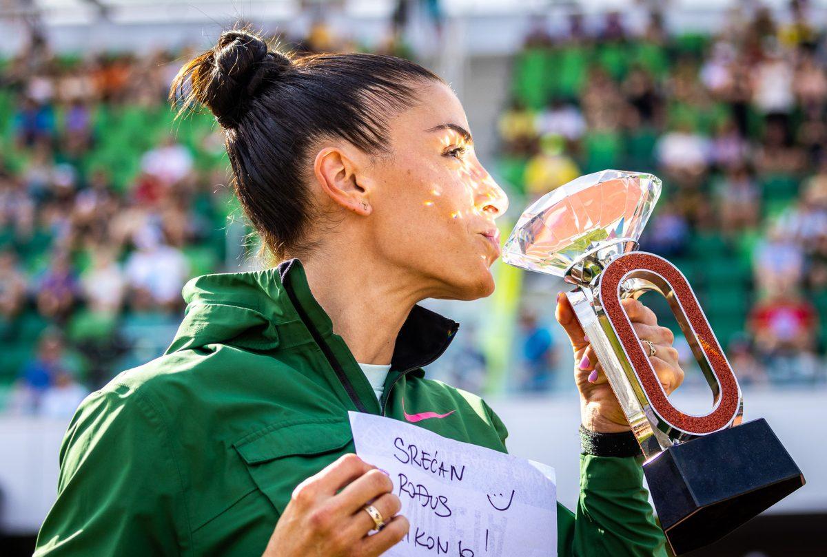 Almost as an extension of the World Championships in Budapest, athletes like Ivana Vuleta (long jump) continue to earn hardware and show their dominance in the prestigious Hayward Field. The Prefontaine Classic and Diamond League Final meet in Tracktown USA for an incredible display of world record smashing and a constant flow of meet records being broken in Hayward Field in Eugene, OR, on September 16 and 17, 2023. (Jonathan Suni, Emerald)