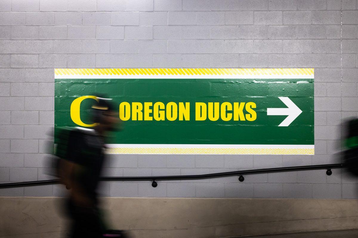 The Oregon Ducks unload from the buses and head to their respective loclkerooms at the neutral site in Las Vegas. This is the third PAC-12 championship held at Allegiant Stadium. The Washington Huskies defeat the Oregon Ducks football team in the Pac-12 Championship at Allegiant Stadium in Las Vegas on Dec. 1, 2023. (Jonathan Suni/Emerald)