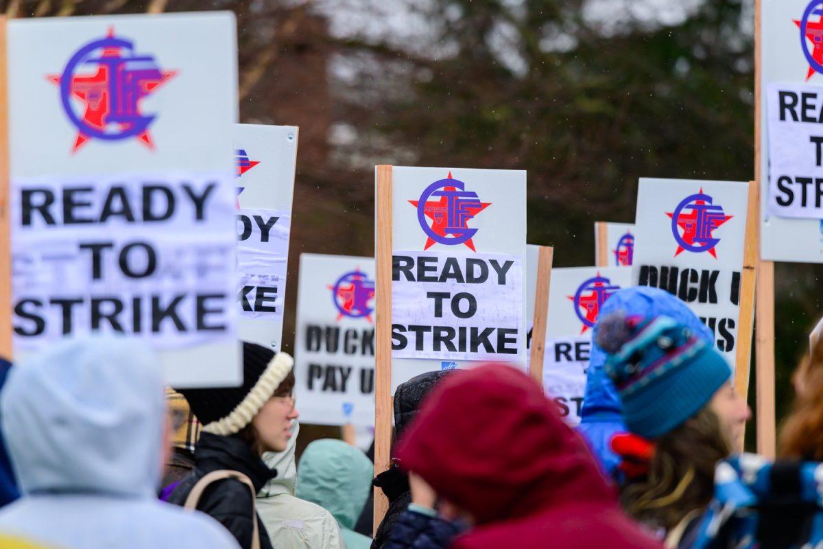 The Graduate Teaching Fellows Federation (GTFF) holds a rally before their planned strike on the grounds of the University of Oregon in Eugene, Ore., on Jan. 11, 2024. (Eric Becker/Emerald)