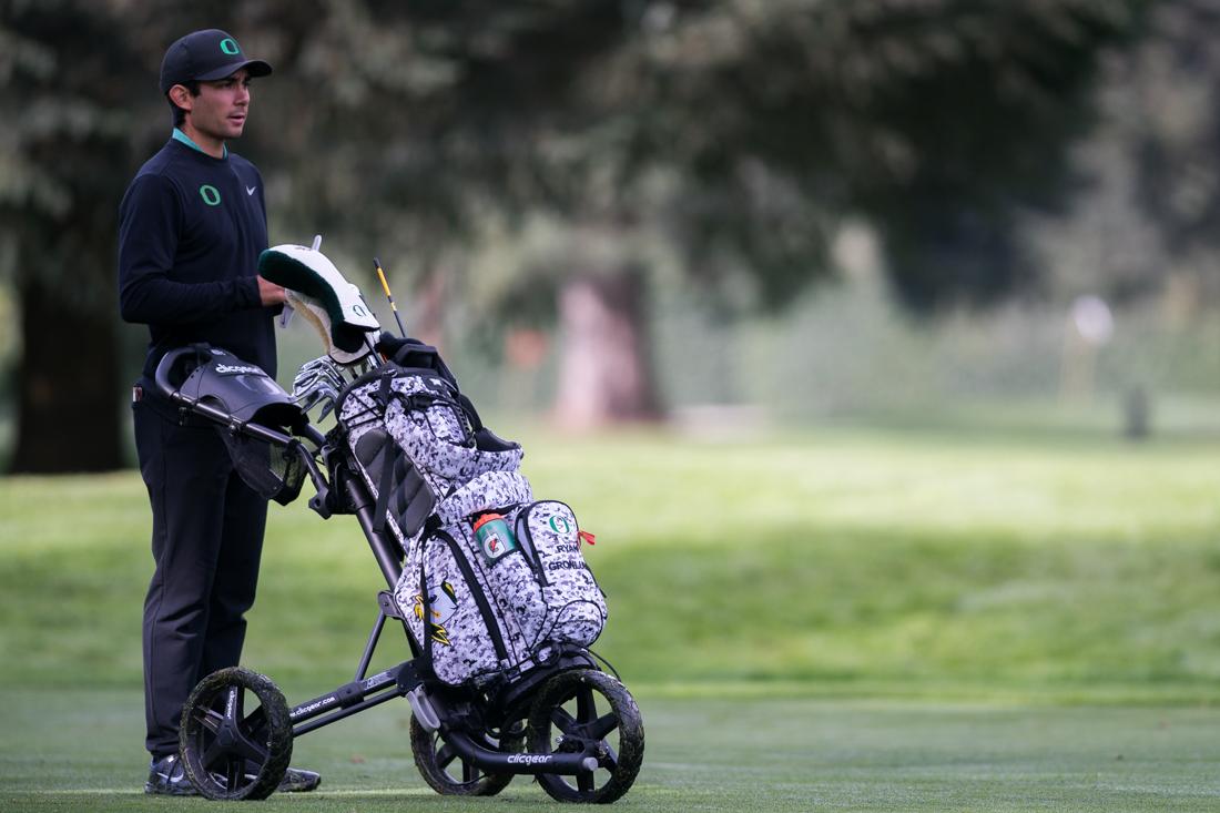 Ryan Gronlund of the University of Oregon watches his shot fall. Oregon Ducks men's golf plays in the Pac-12 Championships at Eugene Country Club in Eugene, Ore. on April 22, 2019. (Ben Green/Emerald)