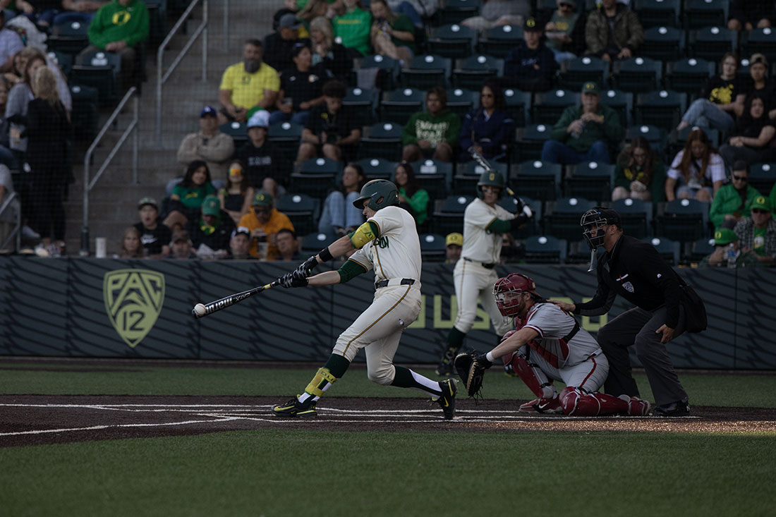 Maddox Molony (9) hits. The Oregon Ducks baseball plays the Washington State Cougars on May 17, 2024 at PK Park in Eugene, Ore. (Miles Cull/Emerald)