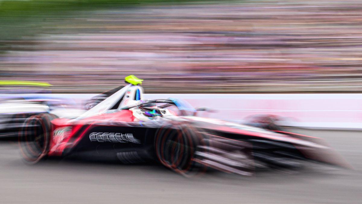 Tag Heuer Porsche driver Ant&#243;nio F&#233;lix da Costa (13) leads late in the 13th round of the FIA Formula E World Championship held the Portland ePrix at Portland International Raceway in Portland, Ore., on June 29, 2024. (Eric Becker/Emerald)