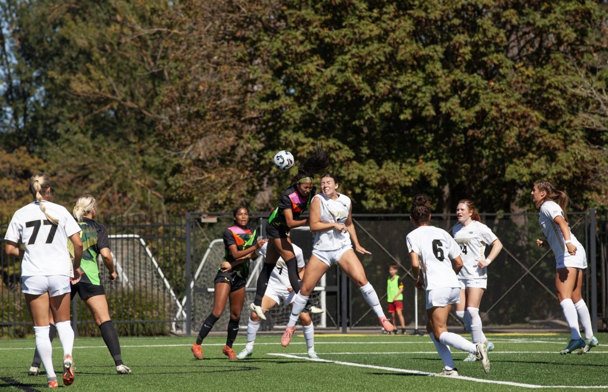 Cloe Chase (6) and Zoe Cuneio (4) fight over the ball. The Oregon Ducks lost 0-1 to the Purdue Boilermakers Sunday. (Miels Cull/Emerald)