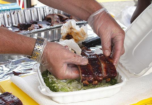 Northwestern barbecuers crank up the heat in national competitions.