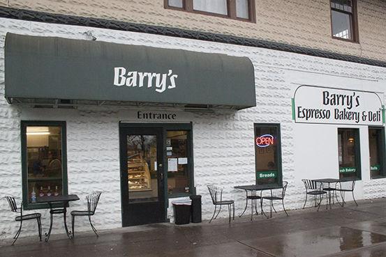 In Review: Barry&#8217;s Espresso, Bakery & Deli brings authentic Jewish cuisine to Eugene