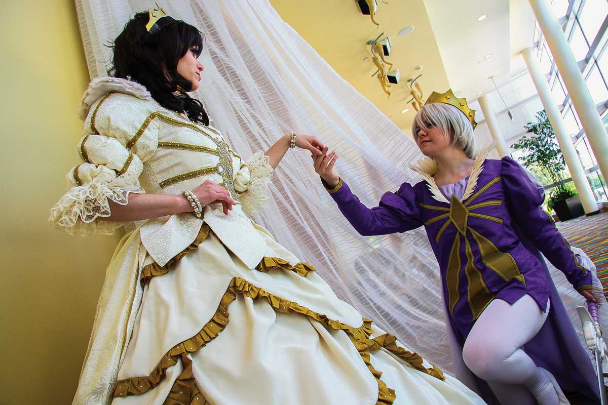 Rynn (Griffin, Left) and Sumikins (Stoner, Right) dressed as Rue and Mytho from the anime series Princess Tutu. The pair made the costumes for the World Cosplay Summit 2010.