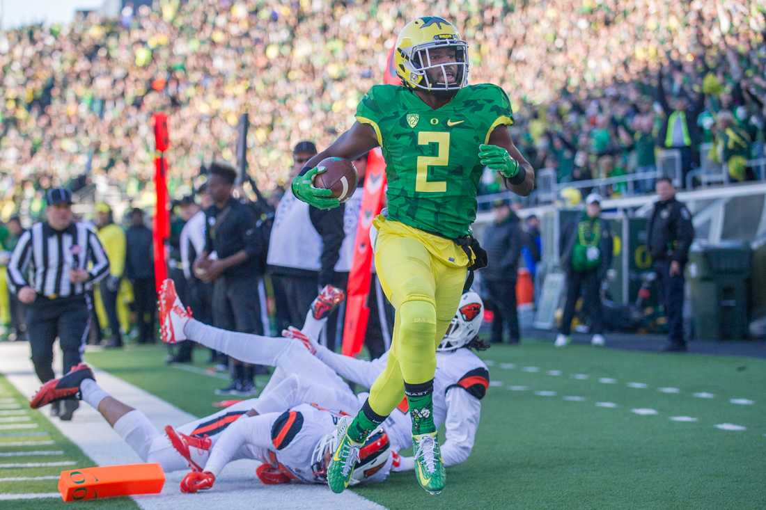 In the days leading up to the 2016 Alamo Bowl, the Emerald will take a unit-by-unit look at Oregon and TCU, determining which team has the edge going into the showdown on Jan. 2 in San Antonio. Today, we&#8217;ll look at each team&#8217;s&#160;wide receivers. Oregon Oregon boasts a seemingly endless &#8230;