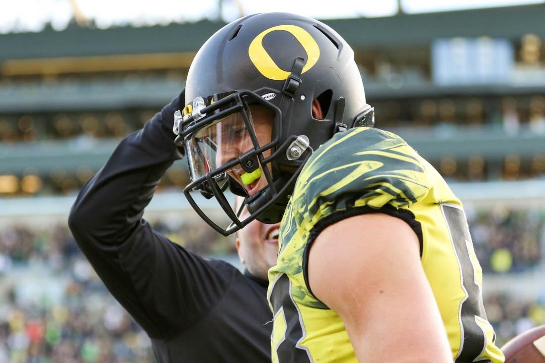 Oregon Ducks tight end Johnny Mundt (83) walks off of the field after running the ball for a touchdown. The Oregon Ducks host the Arizona State Sun Devils at Autzen Stadium in Eugene, Ore. on Oct. 29, 2016. (Kaylee Domzalski/Emerald)