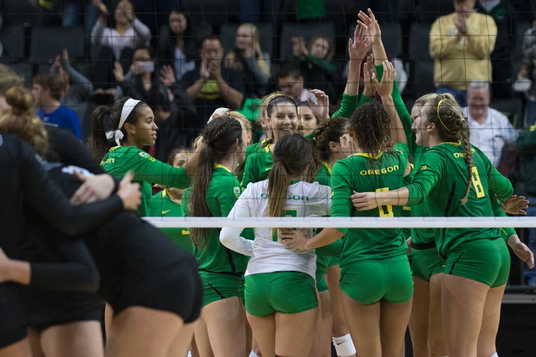 The Ducks win the game against the Colorado Buffs. The Ducks host the University of Colorado Boulder Buffs in Volleyball for their senior night at Matthew Knight Arena on Nov. 10, 2016. (Amanda Shigeoka/Emerald)